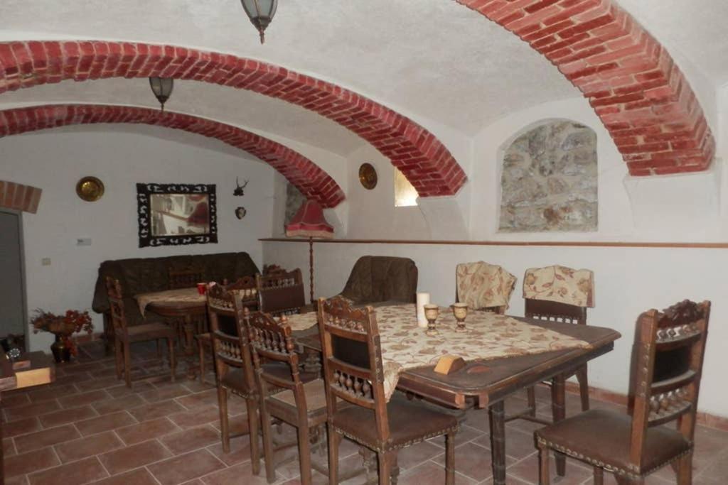 Zamecek Zdiky - Moderni Velky Apartman Bujanov Bagian luar foto