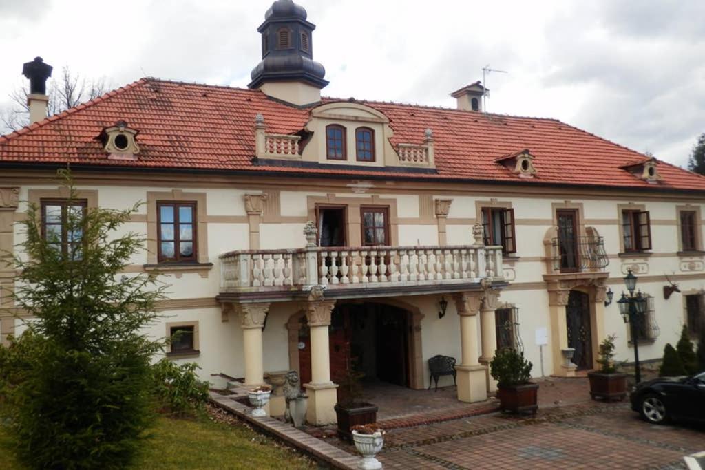 Zamecek Zdiky - Moderni Velky Apartman Bujanov Bagian luar foto